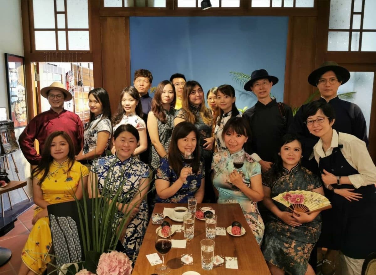 大稻埕新玩法!4處有哏打卡點:大片「百壺牆」、體驗傳統旗袍、米製鬆糕 大稻埕新玩法!4處有哏打卡點:大片「百壺牆」、體驗傳統旗袍、米製鬆糕