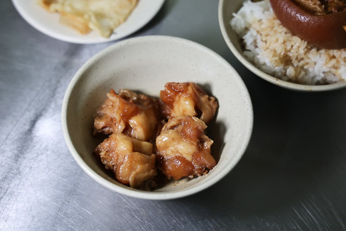 網傳「爌肉壽司」是這家!加碼3間彰化人必排爌肉飯:在地早餐、飄香40年、消夜人氣王 網傳「爌肉壽司」是這家!加碼3間彰化人必排爌肉飯:在地早餐、飄香40年、消夜人氣王