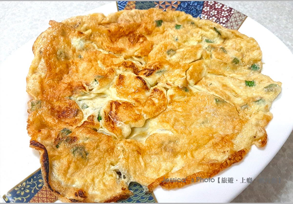 馬祖人也愛的在地店!「紅糟炒飯」粒粒分明招牌必點,平凡蔥蛋竟有意外口感超驚豔 馬祖人也愛的在地店!「紅糟炒飯」粒粒分明招牌必點,平凡蔥蛋竟有意外口感超驚豔
