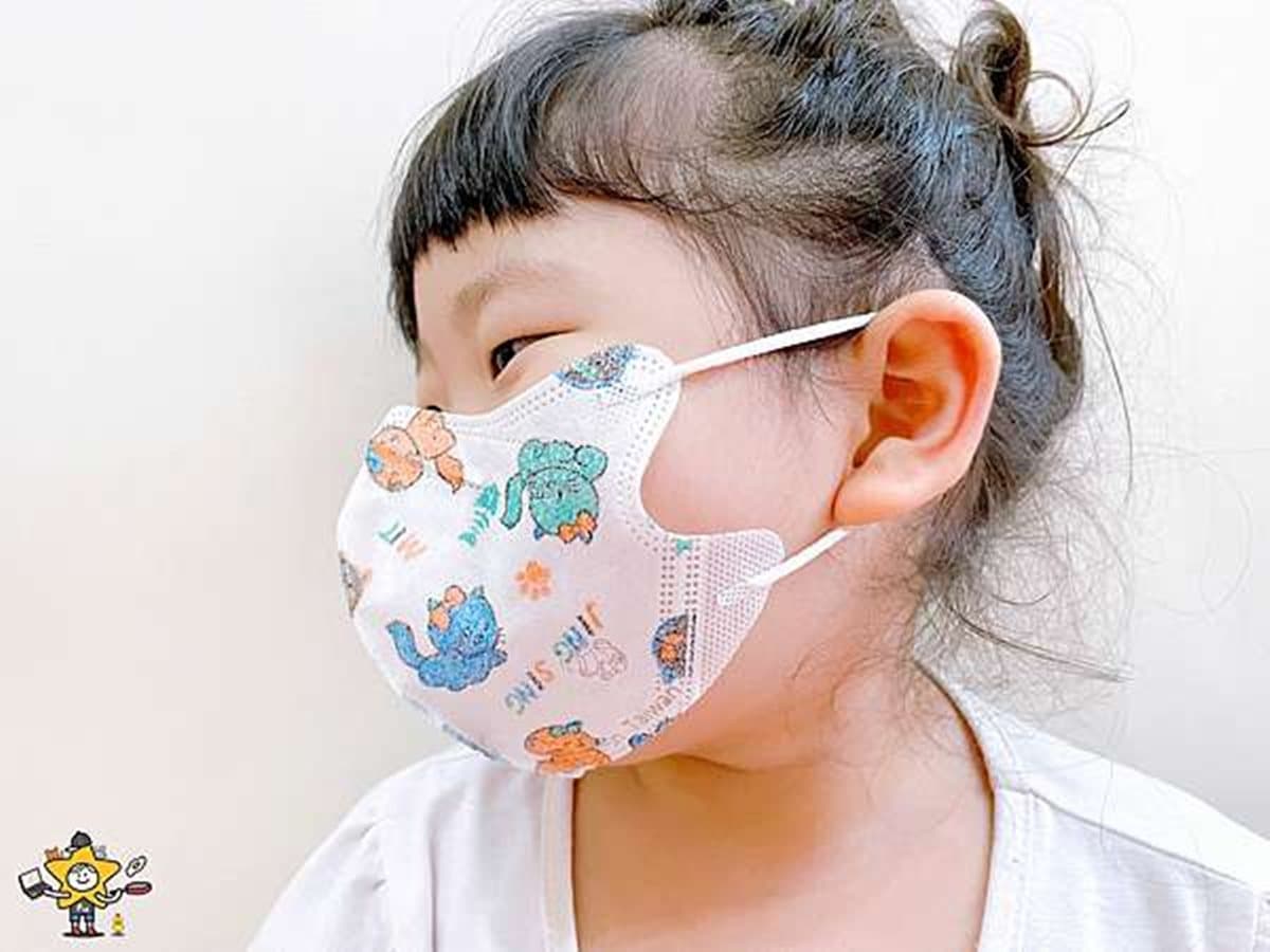 兒童口罩這樣戴最安心!11款尺寸、造型開箱,加碼挑選小祕訣、收納撇步 兒童口罩這樣戴最安心!11款尺寸、造型開箱,加碼挑選小祕訣、收納撇步