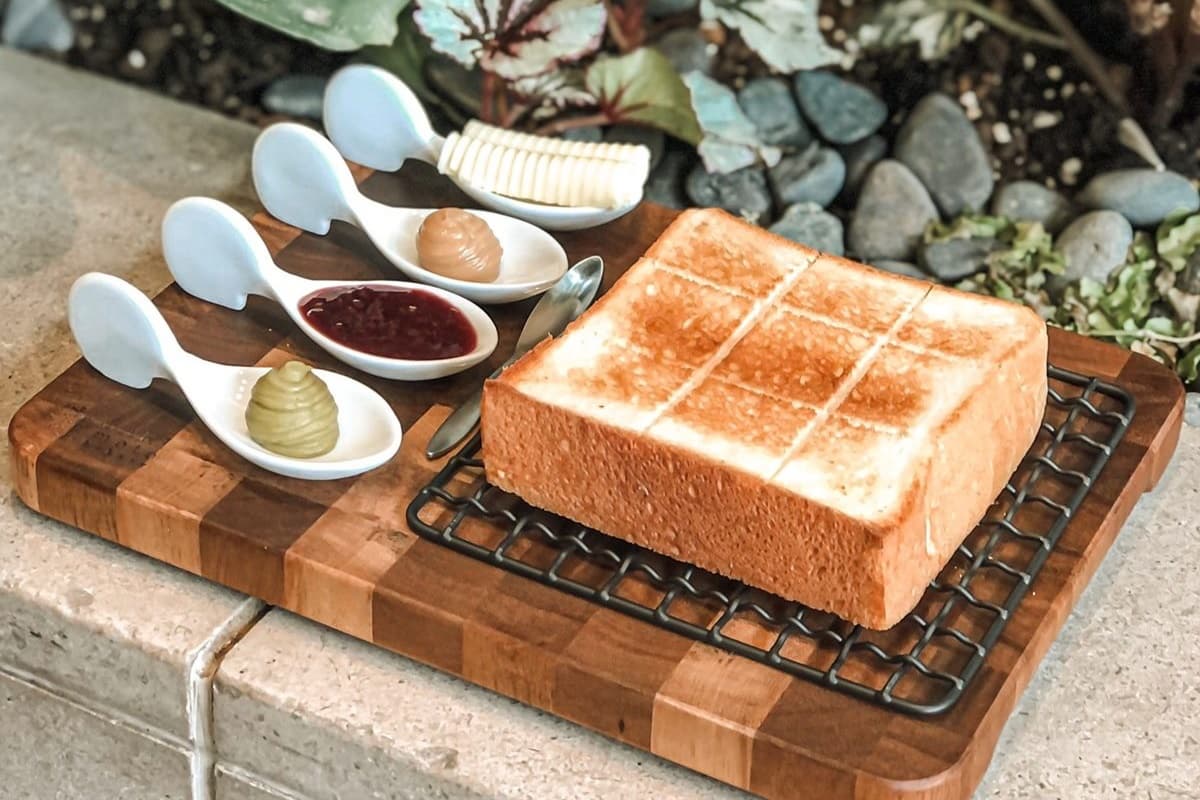 嵜本SAKImoto Bakery宅配到家!「招牌生吐司+5款限定口味」通通有,外帶自取享88折 嵜本SAKImoto Bakery宅配到家!「招牌生吐司+5款限定口味」通通有,外帶自取享88折