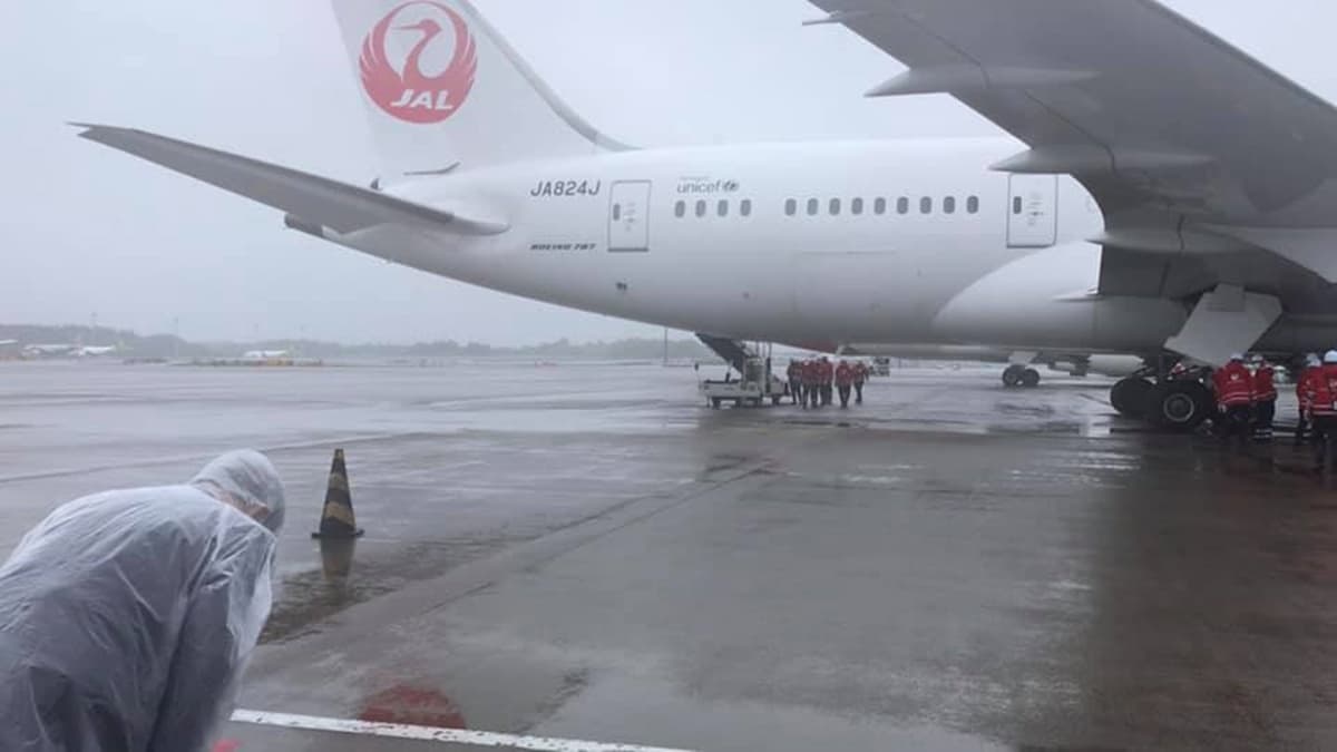 日本AZ疫苗抵台了!本土+校正回歸472例,「三級警戒」目前沒有升降級準備 日本AZ疫苗抵台了!本土+校正回歸472例,「三級警戒」目前沒有升降級準備