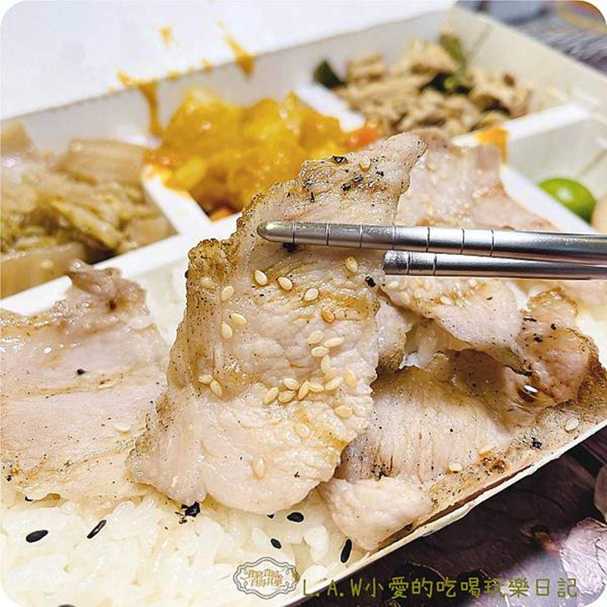 CP值爆表便當店!95元可吃炙燒牛小排、椒鹽松阪豬,日料等級「雙魚飯」也只要150元 CP值爆表便當店!95元可吃炙燒牛小排、椒鹽松阪豬,日料等級「雙魚飯」也只要150元