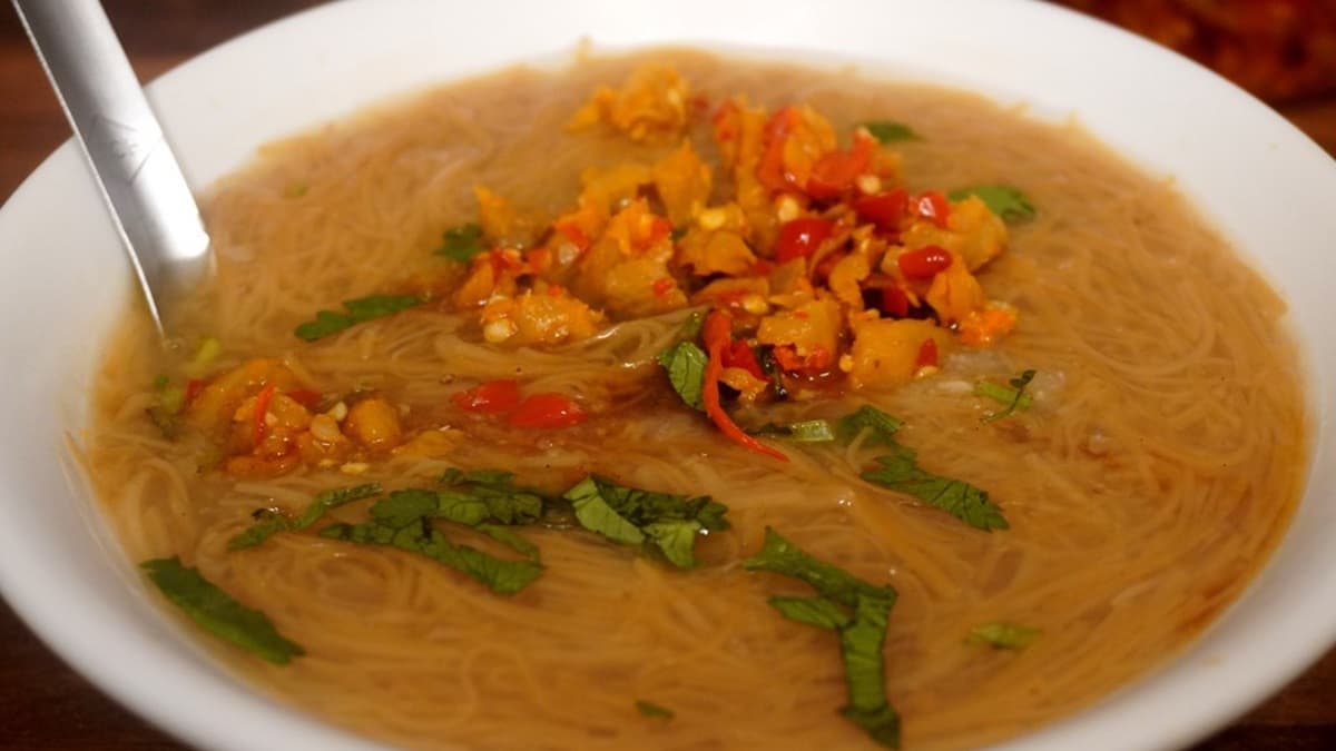 部落客激推!滿料「混腸」麵線早午餐才吃得到,必搭自製辣蘿蔔更過癮 部落客激推!滿料「混腸」麵線早午餐才吃得到,必搭自製辣蘿蔔更過癮