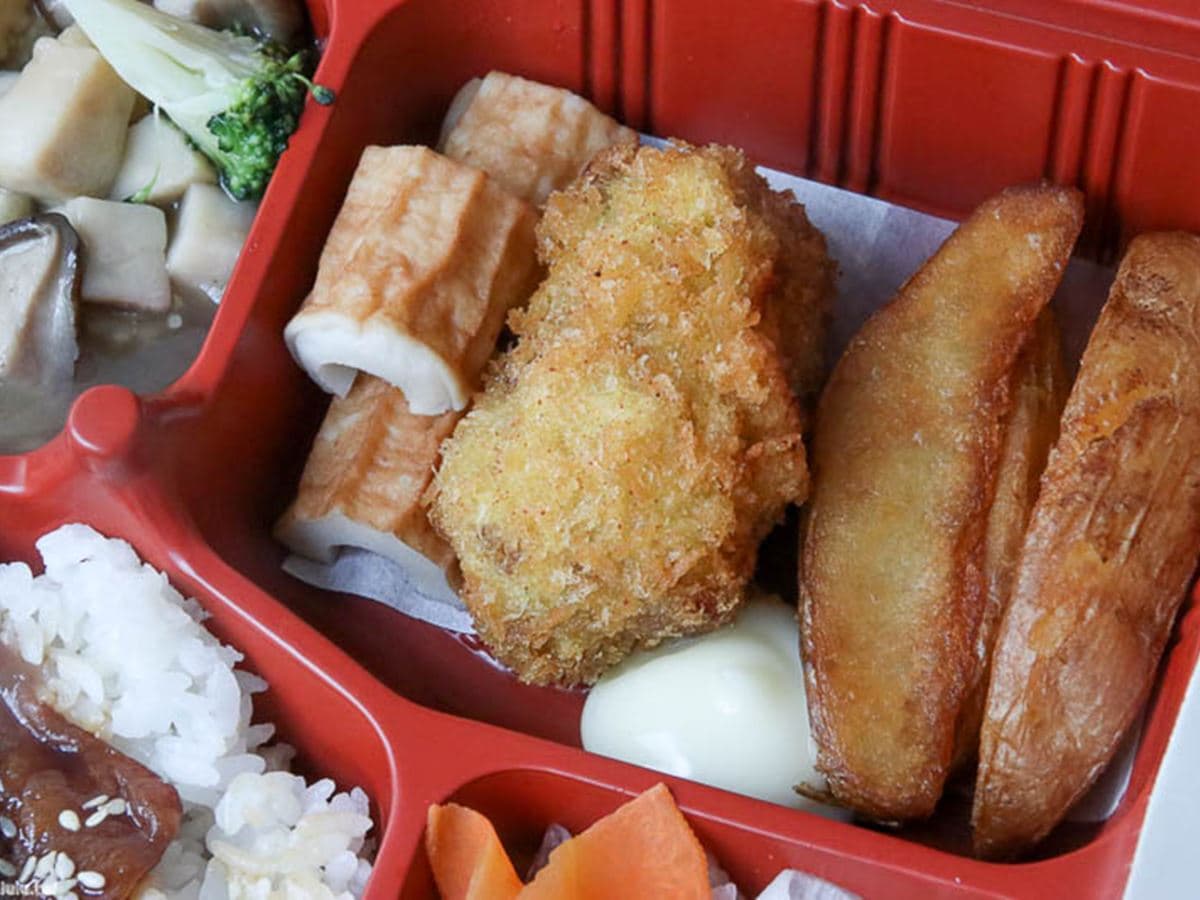 每日限量!人氣日料現做「北海道烏賊飯」鮮味滿滿,再搭爆汁牡蠣、生食級干貝超奢華 每日限量!人氣日料現做「北海道烏賊飯」鮮味滿滿,再搭爆汁牡蠣、生食級干貝超奢華