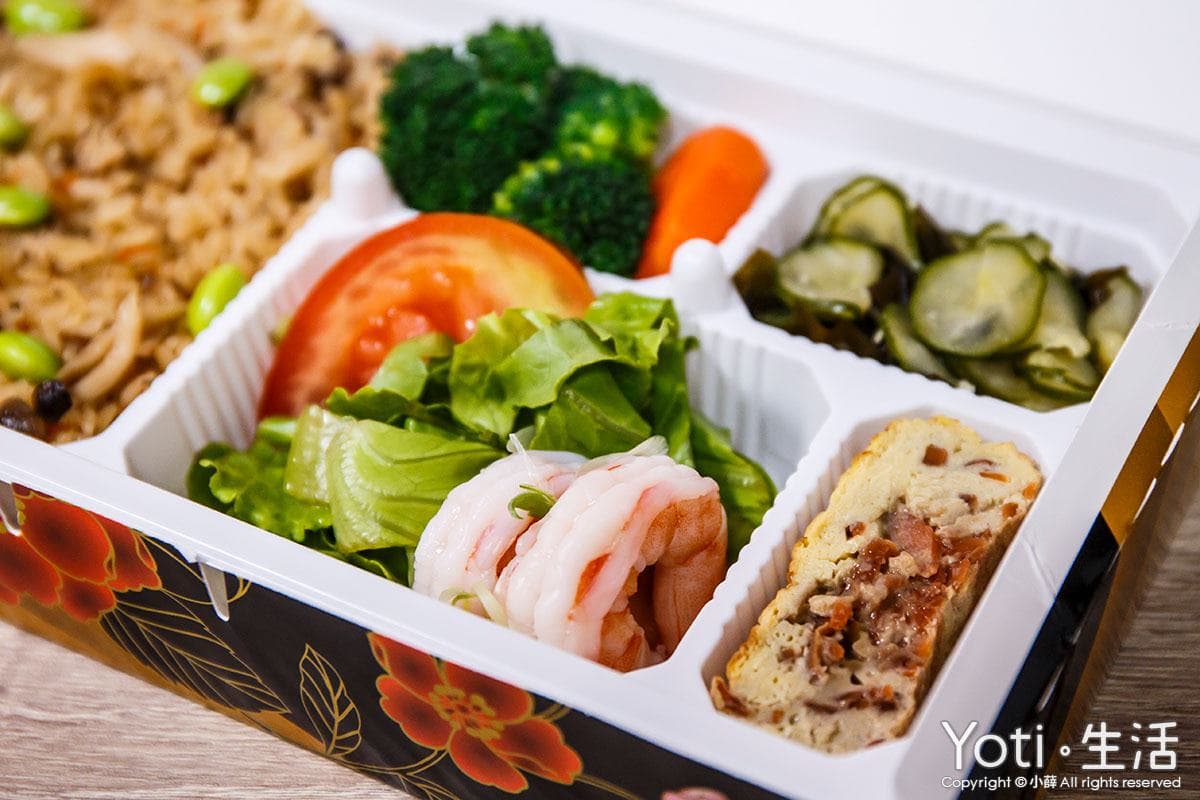 WFH輕鬆吃!道地「日式家庭料理」必嘗限量滿料散壽司,現打手工漢堡排大塊又軟嫩 WFH輕鬆吃!道地「日式家庭料理」必嘗限量滿料散壽司,現打手工漢堡排大塊又軟嫩