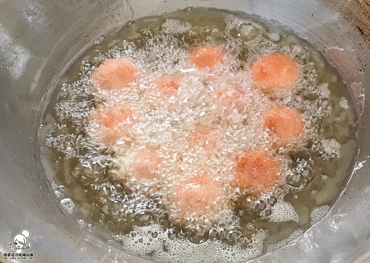 芋頭控暴動!每日限量「炸芋丸」酥脆超唰嘴,「椰奶西米露」喝得到滿滿芋泥 芋頭控暴動!每日限量「炸芋丸」酥脆超唰嘴,「椰奶西米露」喝得到滿滿芋泥