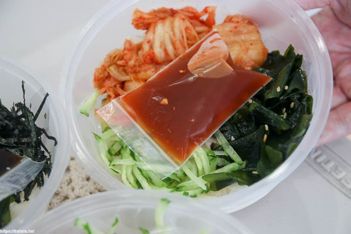 芒果季來了!療癒系冰店必吃滿料「雙果」雪花冰,浮誇西瓜口味有「整支哈密瓜冰棒」 芒果季來了!療癒系冰店必吃滿料「雙果」雪花冰,浮誇西瓜口味有「整支哈密瓜冰棒」