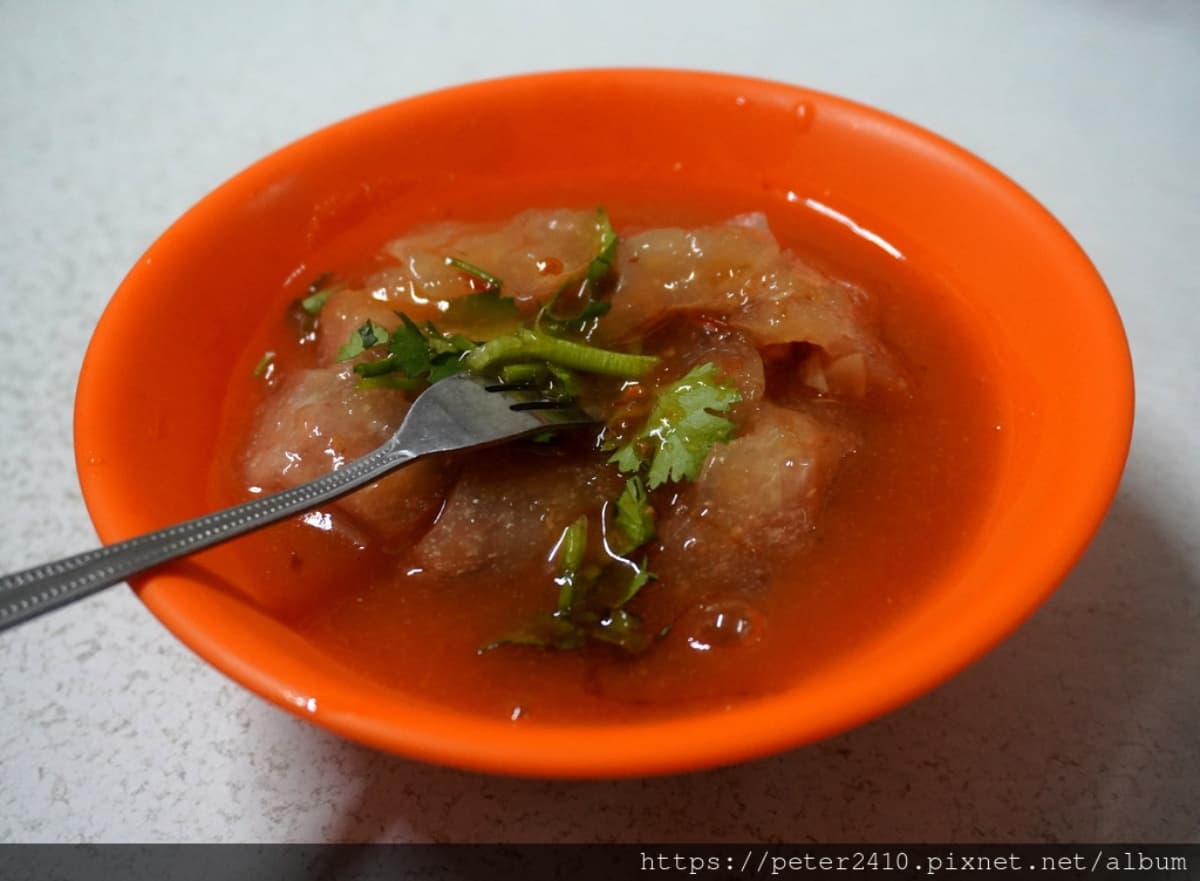 隱藏版巷弄美食!30年麵線羹吃得到2種大腸,Q彈肉圓「自製紅糟肉」搭酸脆筍絲超對味 隱藏版巷弄美食!30年麵線羹吃得到2種大腸,Q彈肉圓「自製紅糟肉」搭酸脆筍絲超對味