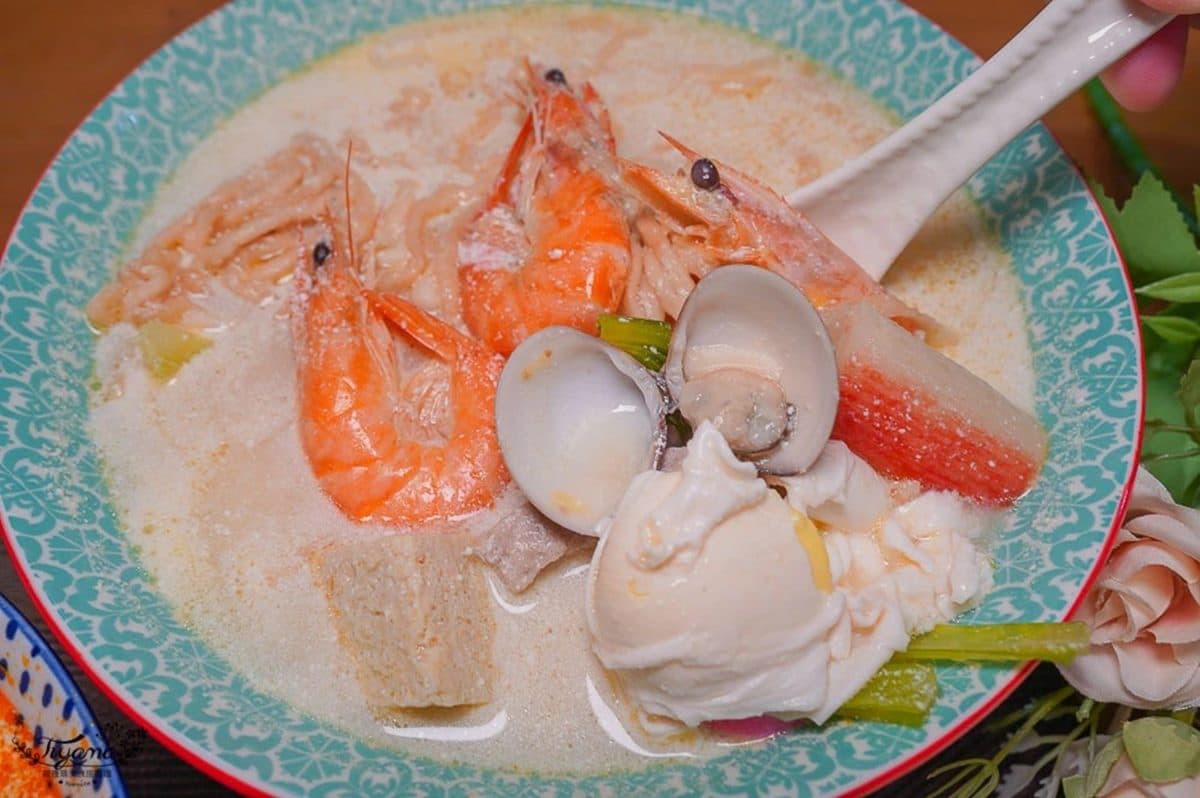 7款任選!複合式餐廳外帶鍋燒麵有「椰香叻沙」、雙倍牛奶起司,韓式雞翅大人小孩都愛 7款任選!複合式餐廳外帶鍋燒麵有「椰香叻沙」、雙倍牛奶起司,韓式雞翅大人小孩都愛