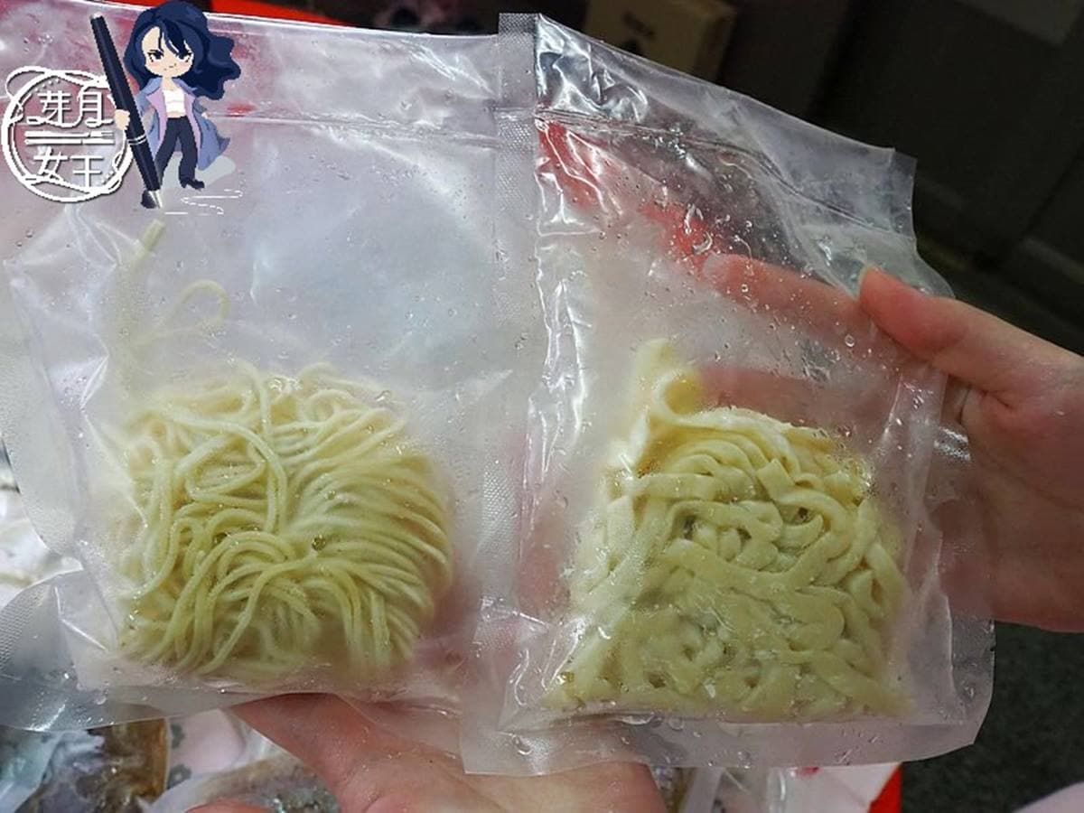 宅配美食再+1!人氣牛肉麵浮誇「手沖牛小排」在家也能吃,嗜辣必嘗油泡3天麻辣湯 宅配美食再+1!人氣牛肉麵浮誇「手沖牛小排」在家也能吃,嗜辣必嘗油泡3天麻辣湯