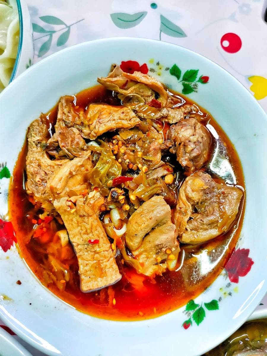 宅配美食再+1!人氣牛肉麵浮誇「手沖牛小排」在家也能吃,嗜辣必嘗油泡3天麻辣湯 宅配美食再+1!人氣牛肉麵浮誇「手沖牛小排」在家也能吃,嗜辣必嘗油泡3天麻辣湯