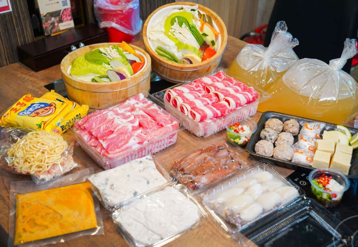 最強美食攻略!高雄市推250家餐廳「外帶優惠專區」,蛤蜊買1斤送1斤、買炒飯送飲料 最強美食攻略!高雄市推250家餐廳「外帶優惠專區」,蛤蜊買1斤送1斤、買炒飯送飲料