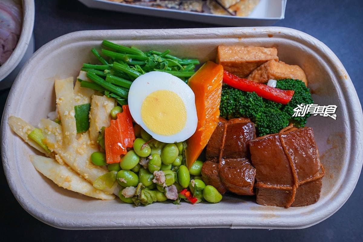 沒預約買不到!上海麵食館便當必吃限量「東坡肉」,小孩最愛「豆沙鍋餅」回烤後更香 沒預約買不到!上海麵食館便當必吃限量「東坡肉」,小孩最愛「豆沙鍋餅」回烤後更香