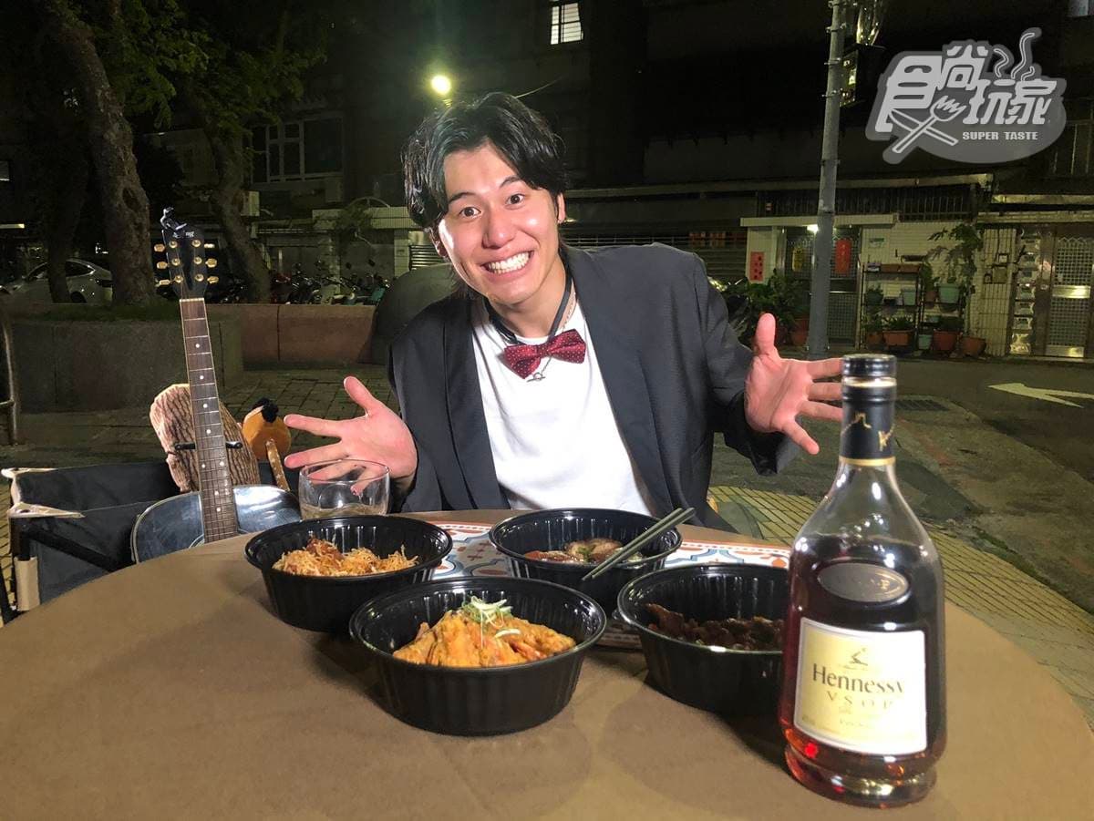 《食尚》推新型態網路節目!威風拉線上合體「盛裝」吃晚餐,威廉盼打完疫苗一起出國 《食尚》推新型態網路節目!威風拉線上合體「盛裝」吃晚餐,威廉盼打完疫苗一起出國