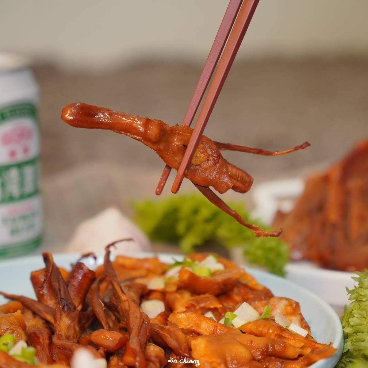 消夜好夥伴!網購人氣「滷味豪華組」爽嗑12品項,無骨煙燻鳳爪、香Q鴨翅退冰就能吃 消夜好夥伴!網購人氣「滷味豪華組」爽嗑12品項,無骨煙燻鳳爪、香Q鴨翅退冰就能吃