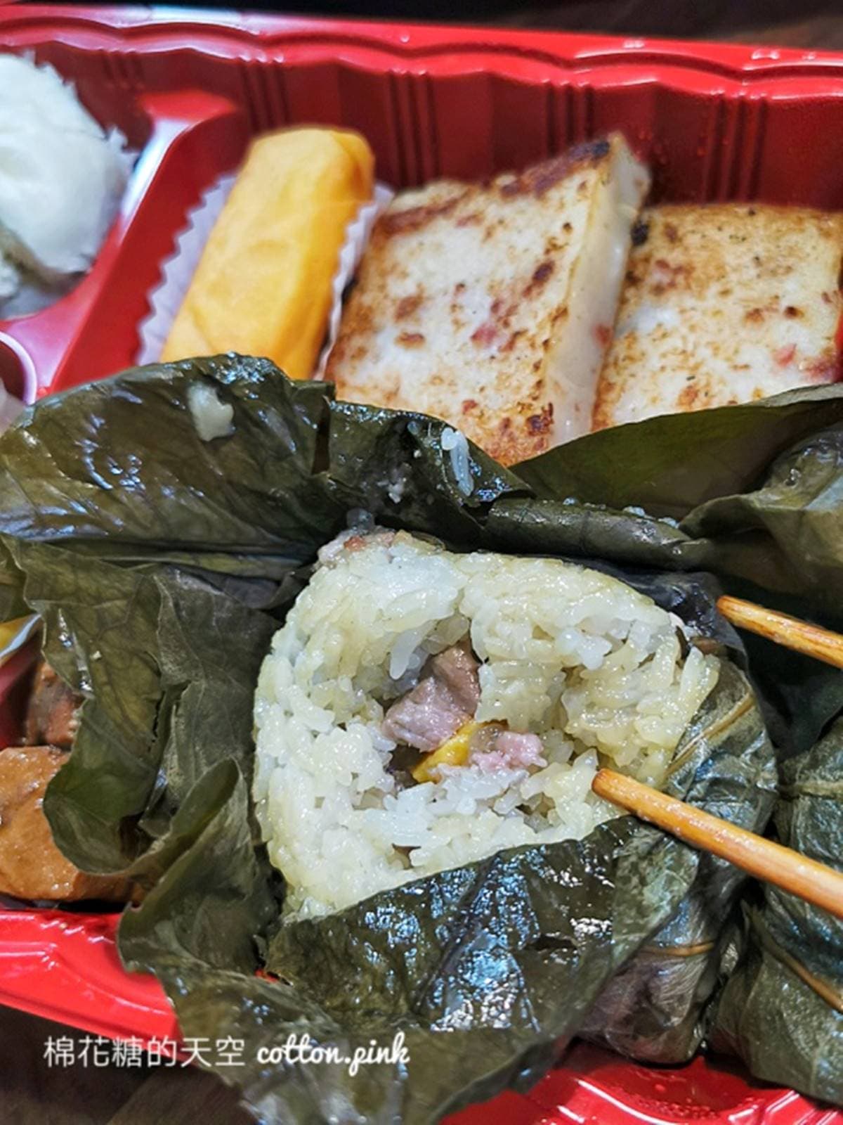1次爽嗑7種港點!港式料理高CP值「外帶餐盒」只要149元,先嘗清香糯米雞、蟹黃燒賣 1次爽嗑7種港點!港式料理高CP值「外帶餐盒」只要149元,先嘗清香糯米雞、蟹黃燒賣