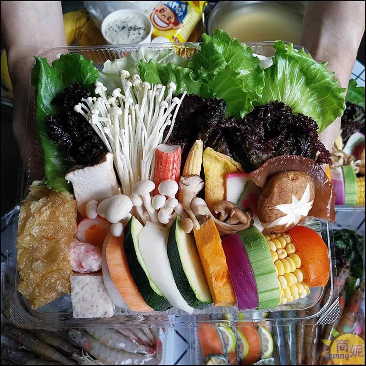 送50隻鮮蝦!外帶「防疫4人豪華鍋」1次嘗7種海味,牛小排、伊比利豬涮雞骨湯超香甜 送50隻鮮蝦!外帶「防疫4人豪華鍋」1次嘗7種海味,牛小排、伊比利豬涮雞骨湯超香甜