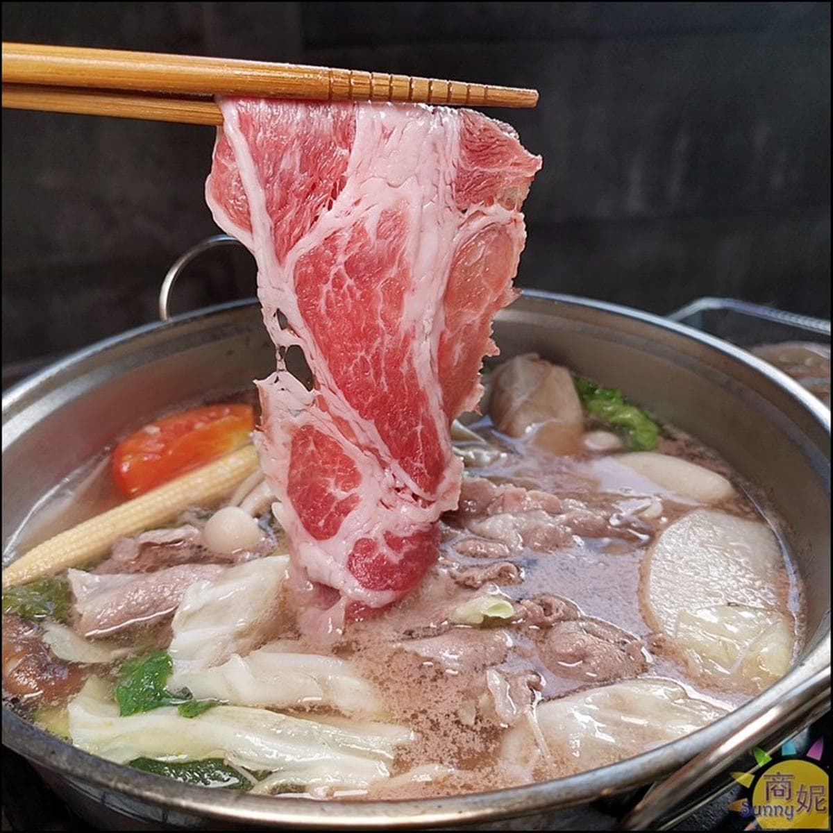 送50隻鮮蝦!外帶「防疫4人豪華鍋」1次嘗7種海味,牛小排、伊比利豬涮雞骨湯超香甜 送50隻鮮蝦!外帶「防疫4人豪華鍋」1次嘗7種海味,牛小排、伊比利豬涮雞骨湯超香甜