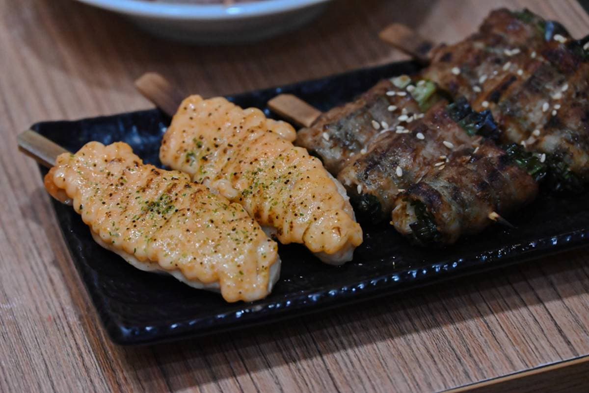 隱藏版日料!高CP值「生魚片拼盤」只要260元,「大分量炒飯」吃得到厚實鮭魚塊 隱藏版日料!高CP值「生魚片拼盤」只要260元,「大分量炒飯」吃得到厚實鮭魚塊