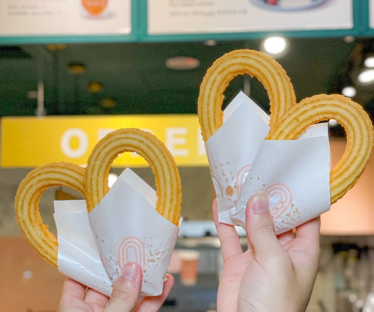 吉那圈免費送!Churros吉那圈推「打疫苗送小啾」活動,現點現炸、外酥內軟太欠吃 吉那圈免費送!Churros吉那圈推「打疫苗送小啾」活動,現點現炸、外酥內軟太欠吃