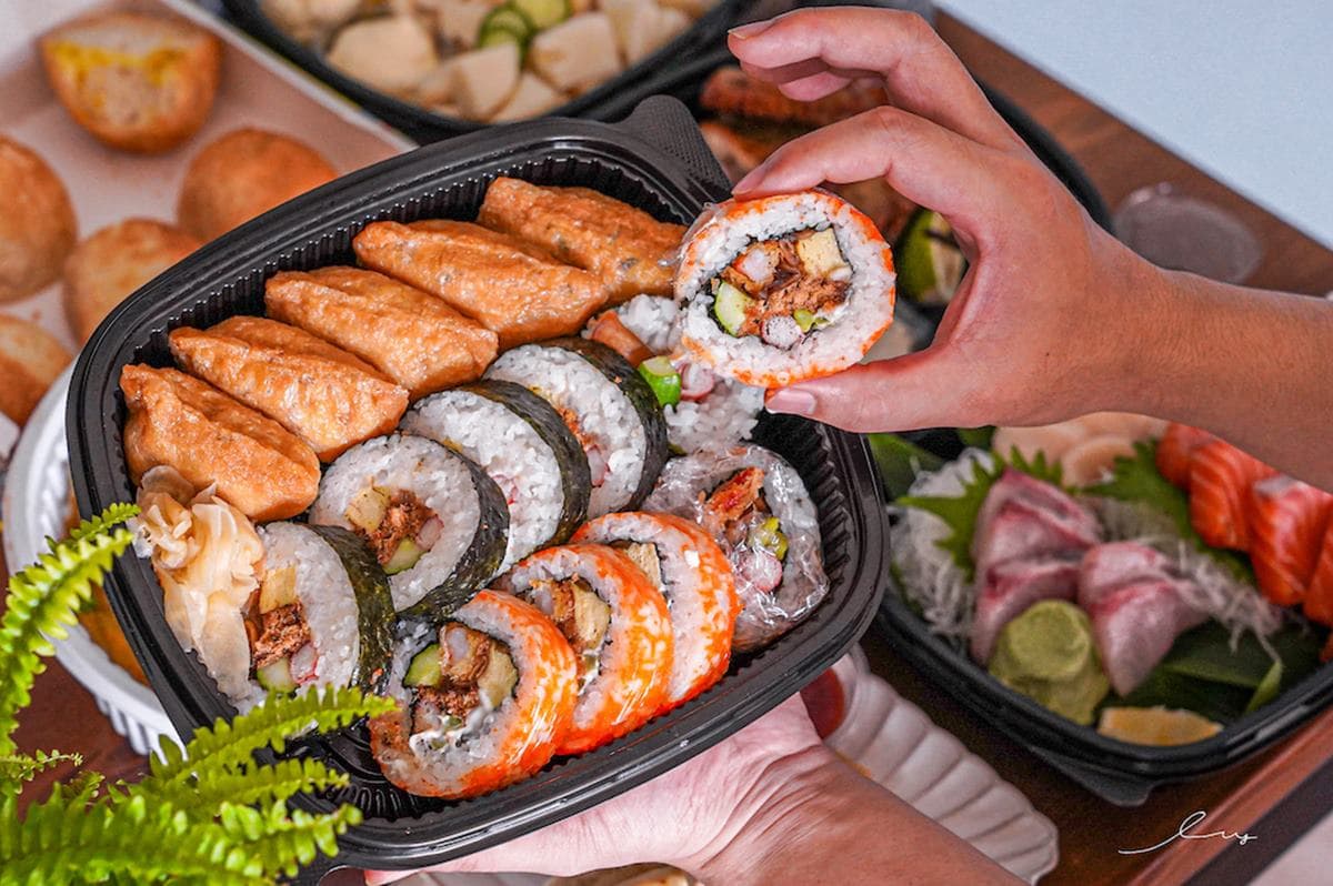 8折開嗑!限量「父親節日料餐」吃得到活麵包蟹、干貝捲,舒肥烤半雞一咬噴汁也必嘗 8折開嗑!限量「父親節日料餐」吃得到活麵包蟹、干貝捲,舒肥烤半雞一咬噴汁也必嘗