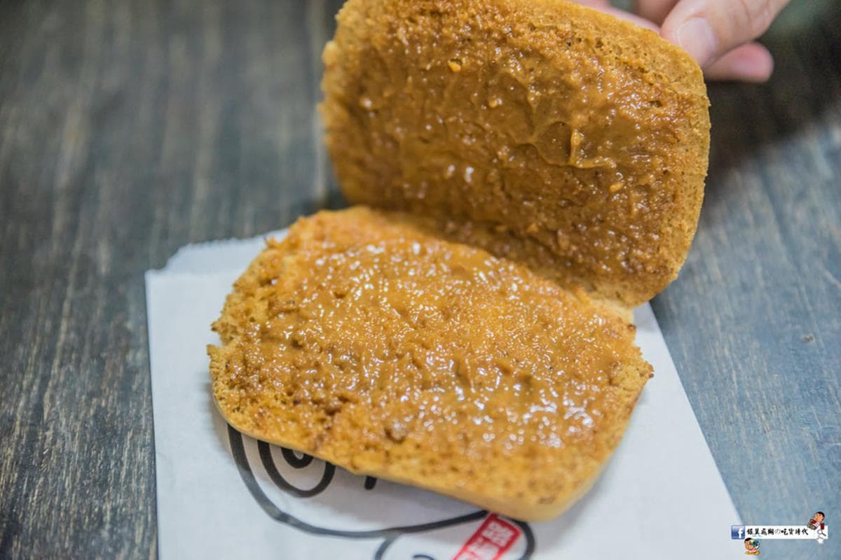 想吃要有耐心!現點現做「烤饅頭」多達12種口味,必嘗鹹甜香蕉巧克力、微辣玉米肉醬 想吃要有耐心!現點現做「烤饅頭」多達12種口味,必嘗鹹甜香蕉巧克力、微辣玉米肉醬
