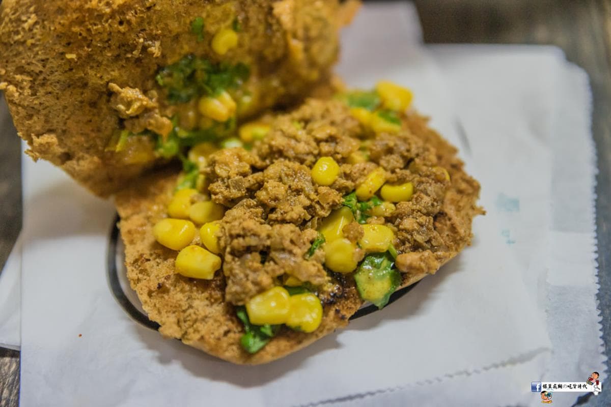 想吃要有耐心!現點現做「烤饅頭」多達12種口味,必嘗鹹甜香蕉巧克力、微辣玉米肉醬 想吃要有耐心!現點現做「烤饅頭」多達12種口味,必嘗鹹甜香蕉巧克力、微辣玉米肉醬