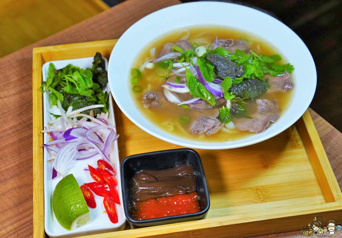 免出國!超道地越料必點奶香「缽燒飯」、松露牛舌河粉,祕製「迷路雞」想吃3天前預訂 免出國!超道地越料必點奶香「缽燒飯」、松露牛舌河粉,祕製「迷路雞」想吃3天前預訂