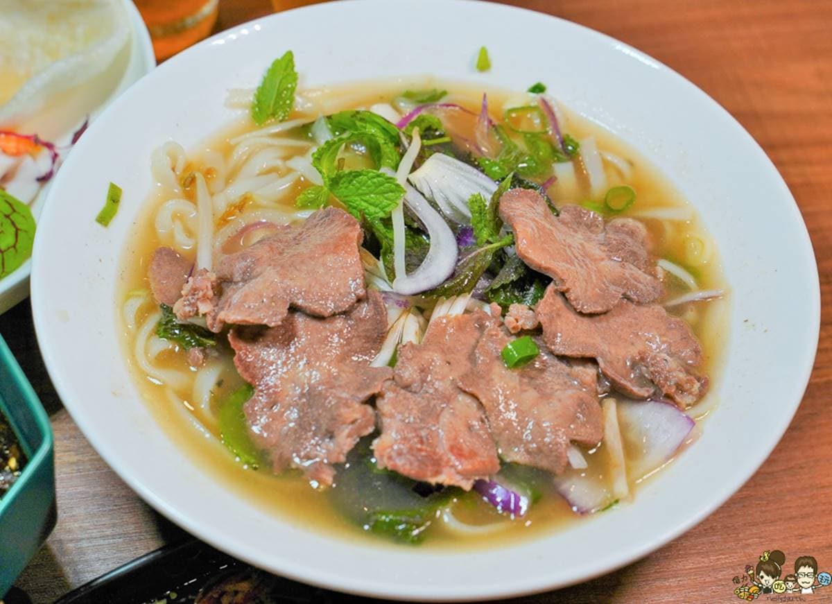 免出國!超道地越料必點奶香「缽燒飯」、松露牛舌河粉,祕製「迷路雞」想吃3天前預訂 免出國!超道地越料必點奶香「缽燒飯」、松露牛舌河粉,祕製「迷路雞」想吃3天前預訂