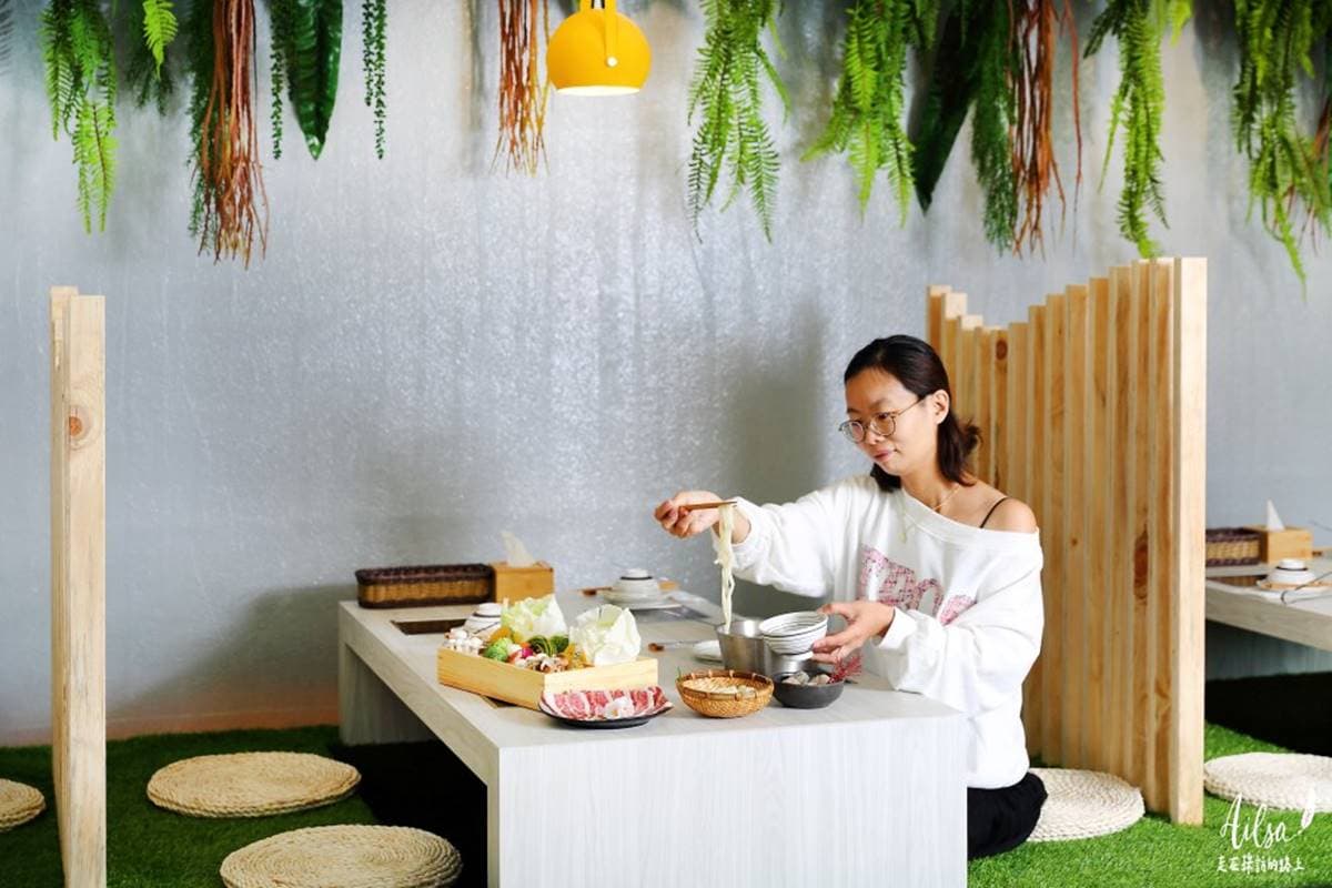 水水快筆記!美拍系鍋物打卡網美3牆、野餐感座位,必點「基隆馬卡龍」、大分量海陸餐 水水快筆記!美拍系鍋物打卡網美3牆、野餐感座位,必點「基隆馬卡龍」、大分量海陸餐