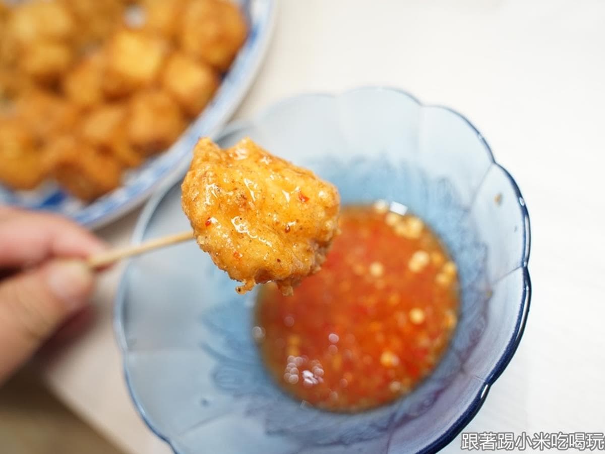 炸物控必收!獨門鹹酥雞先嗑「蒜香避風塘」口味,爆餡「芋泥QQ球」小朋友會愛 炸物控必收!獨門鹹酥雞先嗑「蒜香避風塘」口味,爆餡「芋泥QQ球」小朋友會愛