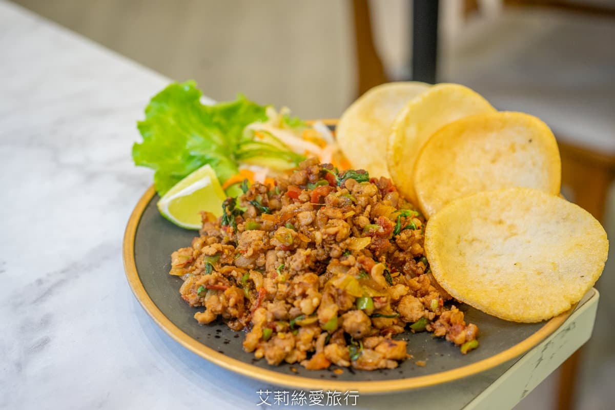 【新開店】5星好評越料!必點慢燉14小時牛肉河粉,越南媽媽「私房香料」入湯更對味 【新開店】5星好評越料!必點慢燉14小時牛肉河粉,越南媽媽「私房香料」入湯更對味