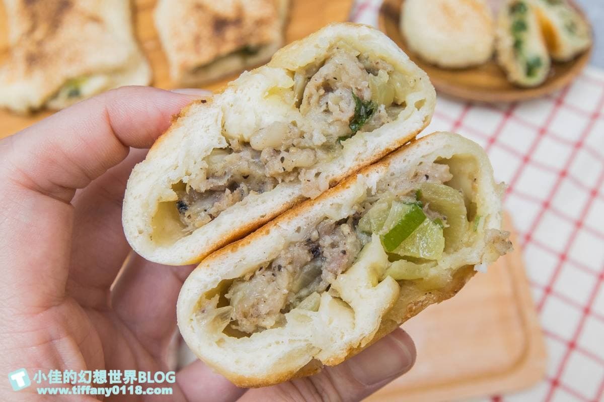高CP值銅板小吃!超邪惡「起司饅頭」只要20元,厚實「炭烤燒餅」有滿滿芝麻香 高CP值銅板小吃!超邪惡「起司饅頭」只要20元,厚實「炭烤燒餅」有滿滿芝麻香