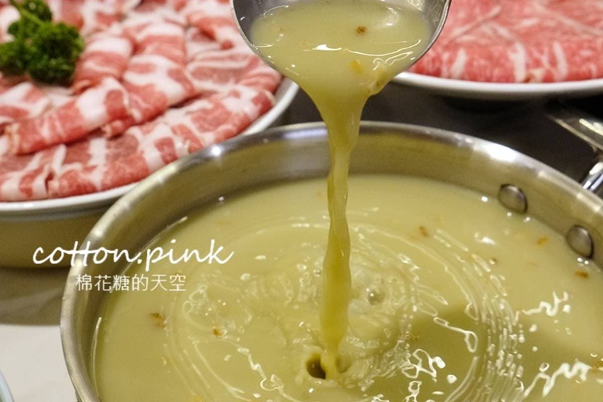 【新開店】鍋控快衝!人氣火鍋升級自助吧吃到飽,打卡必點「肉片瀑布」、手臂大龍蝦 【新開店】鍋控快衝!人氣火鍋升級自助吧吃到飽,打卡必點「肉片瀑布」、手臂大龍蝦
