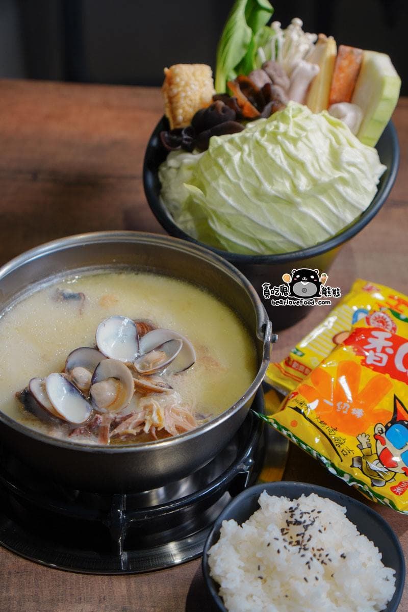 【新開店】1人開嗑!麻辣鴛鴦湯底只要90元,「干貝煲雞鍋」喝得到4種海陸精華 【新開店】1人開嗑!麻辣鴛鴦湯底只要90元,「干貝煲雞鍋」喝得到4種海陸精華
