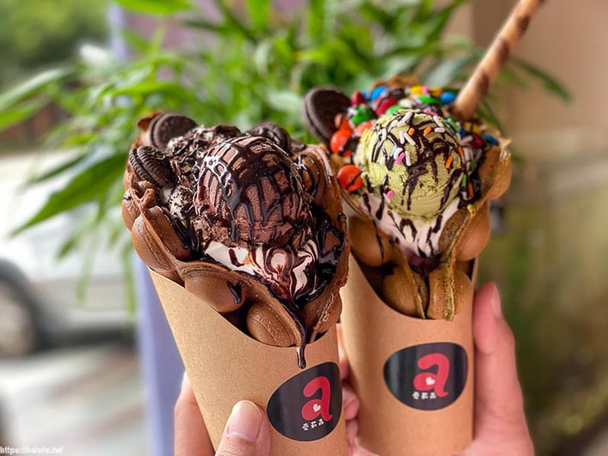 真的有雞蛋!超浮誇「雞蛋仔」料多到爆出來,必嗑濃郁起司、大人味巧克力 真的有雞蛋!超浮誇「雞蛋仔」料多到爆出來,必嗑濃郁起司、大人味巧克力