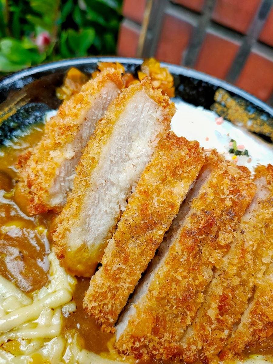 1天限量150份!道地日本咖哩必嘗「鱈魚肝」口味,再加超狂炙燒起司更濃郁 1天限量150份!道地日本咖哩必嘗「鱈魚肝」口味,再加超狂炙燒起司更濃郁