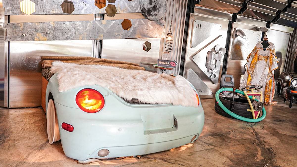 小朋友玩到瘋!台南「拆車工廠」打卡星際場景,還能體驗6種手作DIY 小朋友玩到瘋!台南「拆車工廠」打卡星際場景,還能體驗6種手作DIY