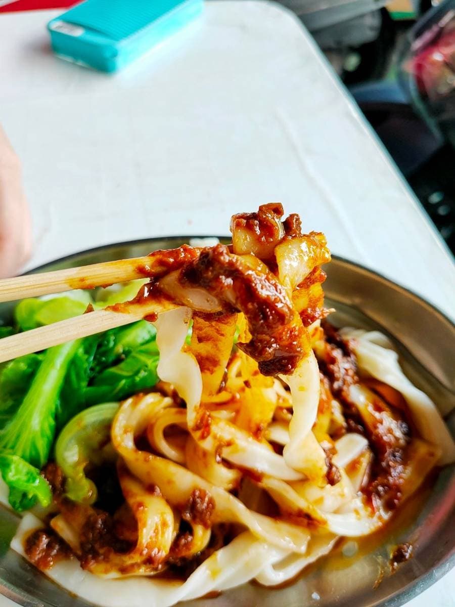 隱身市場美食!桃園道地「海陸腸粉」吃得到7種料,超浮誇「蝦仁蛋」也必點 隱身市場美食!桃園道地「海陸腸粉」吃得到7種料,超浮誇「蝦仁蛋」也必點