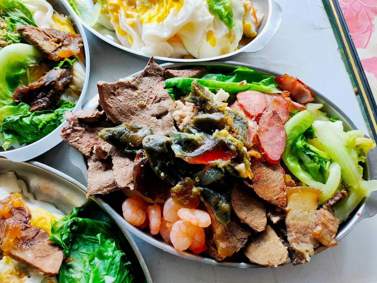 隱身市場美食!桃園道地「海陸腸粉」吃得到7種料,超浮誇「蝦仁蛋」也必點 隱身市場美食!桃園道地「海陸腸粉」吃得到7種料,超浮誇「蝦仁蛋」也必點