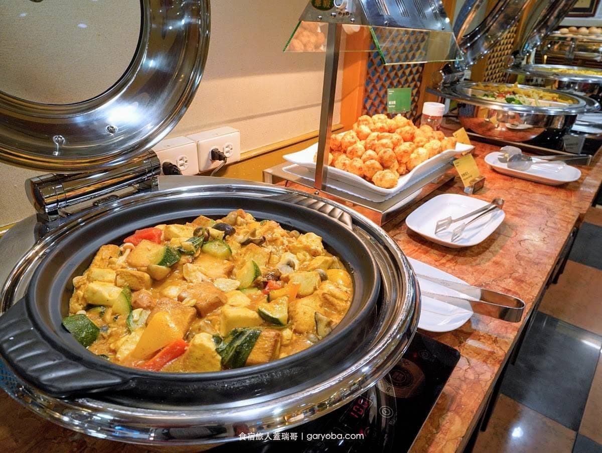 一泊二食不用3000元!台東高CP飯店消夜、早餐吃到飽,還能全天候享用冰淇淋 一泊二食不用3000元!台東高CP飯店消夜、早餐吃到飽,還能全天候享用冰淇淋