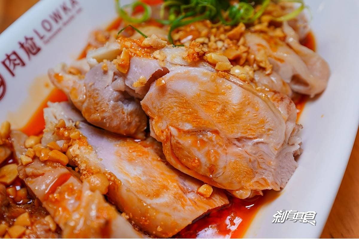 【新開店】只剩1天!台中古早味「雞滷飯」內用第2碗免費,必搭草莓蛋蜜汁 【新開店】只剩1天!台中古早味「雞滷飯」內用第2碗免費,必搭草莓蛋蜜汁