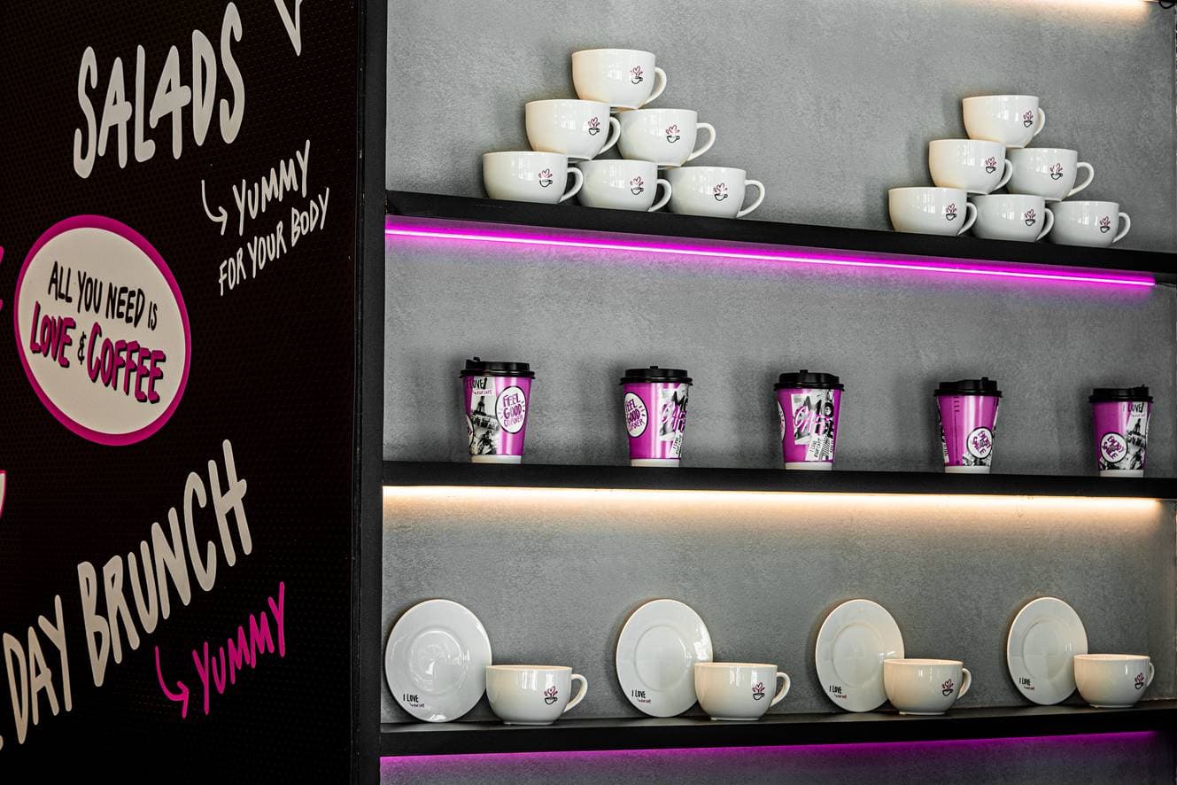 【新開店】超美ELLE CAFÉ海外首店降臨台北!巴黎風「PINK」餐點1秒到法國 【新開店】超美ELLE CAFÉ海外首店降臨台北!巴黎風「PINK」餐點1秒到法國