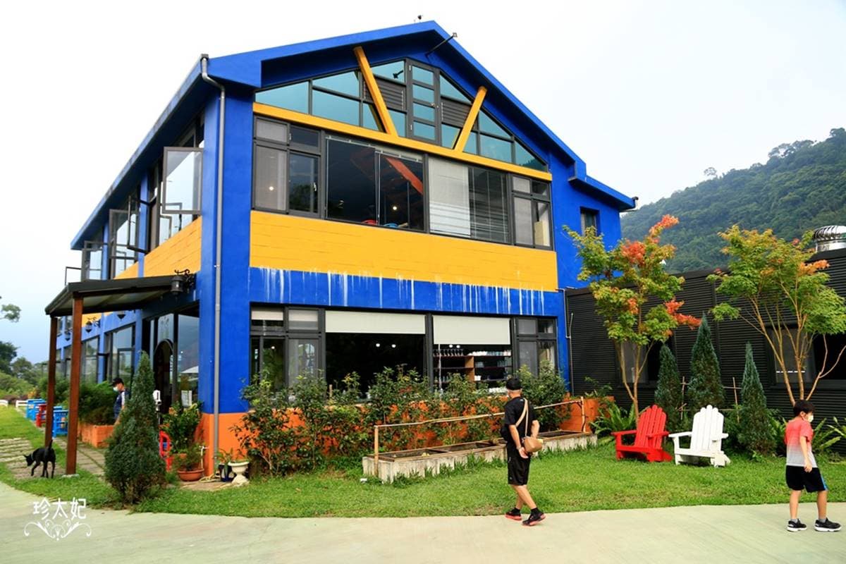 水水快衝!新竹高海拔「祕境小屋」打卡天空階梯,還有小朋友最愛動物區 水水快衝!新竹高海拔「祕境小屋」打卡天空階梯,還有小朋友最愛動物區