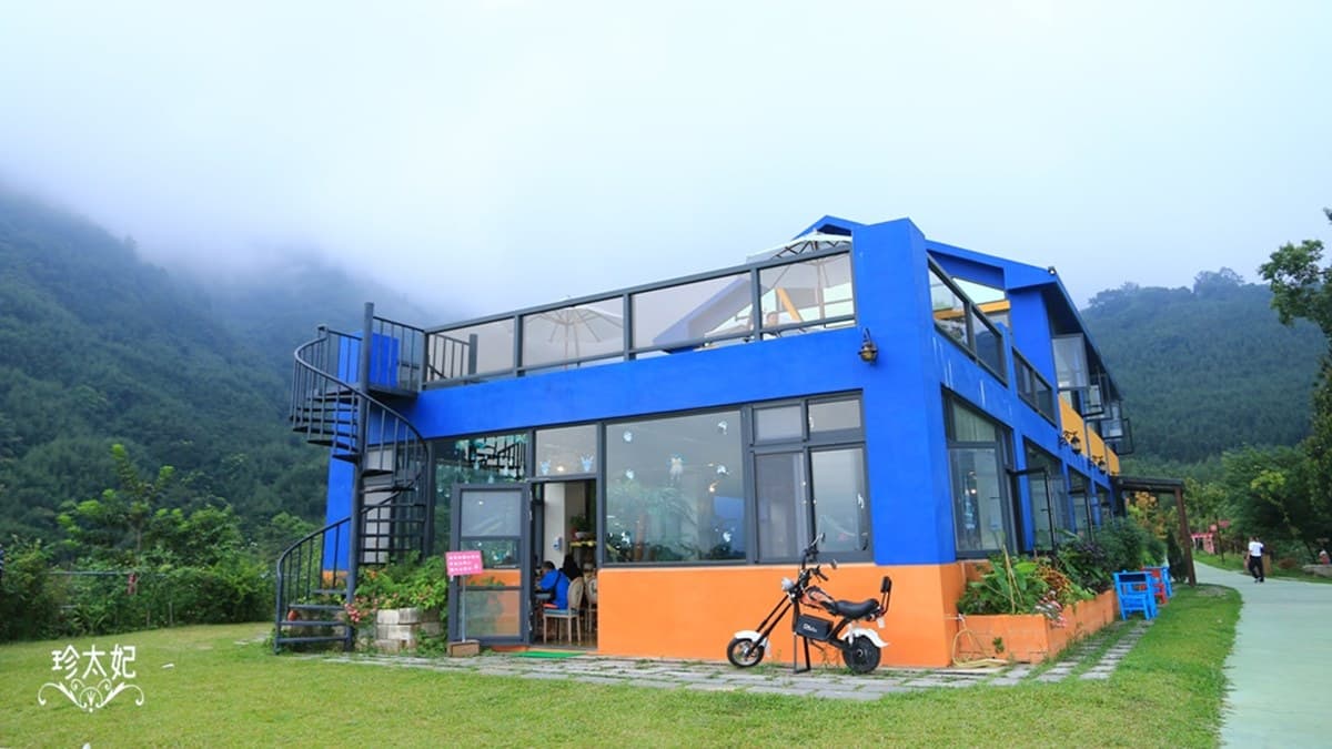 水水快衝!新竹高海拔「祕境小屋」打卡天空階梯,還有小朋友最愛動物區 水水快衝!新竹高海拔「祕境小屋」打卡天空階梯,還有小朋友最愛動物區