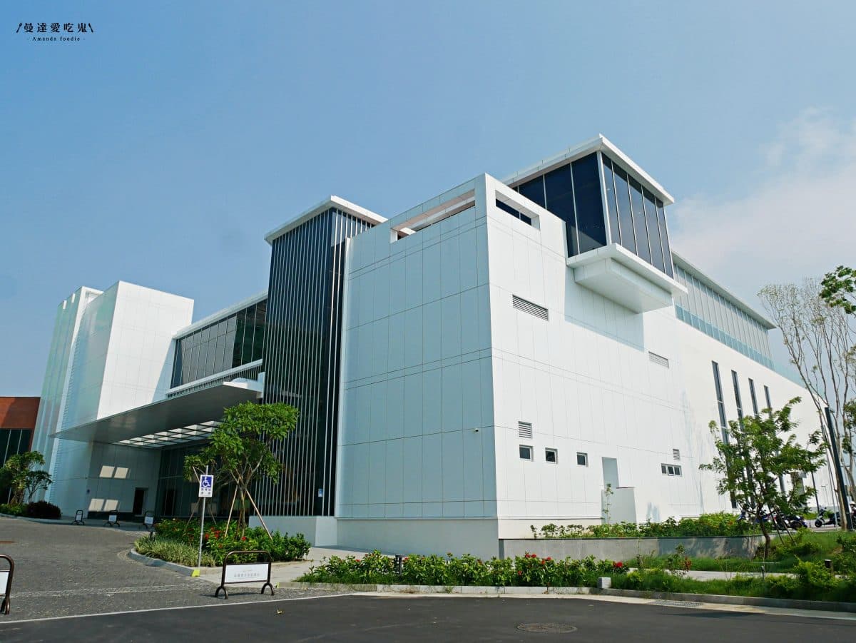 【新開店】美到翻!台南「純白港式餐廳」打卡落地大窗景,先嘗軟嫩橙汁排骨 【新開店】美到翻!台南「純白港式餐廳」打卡落地大窗景,先嘗軟嫩橙汁排骨