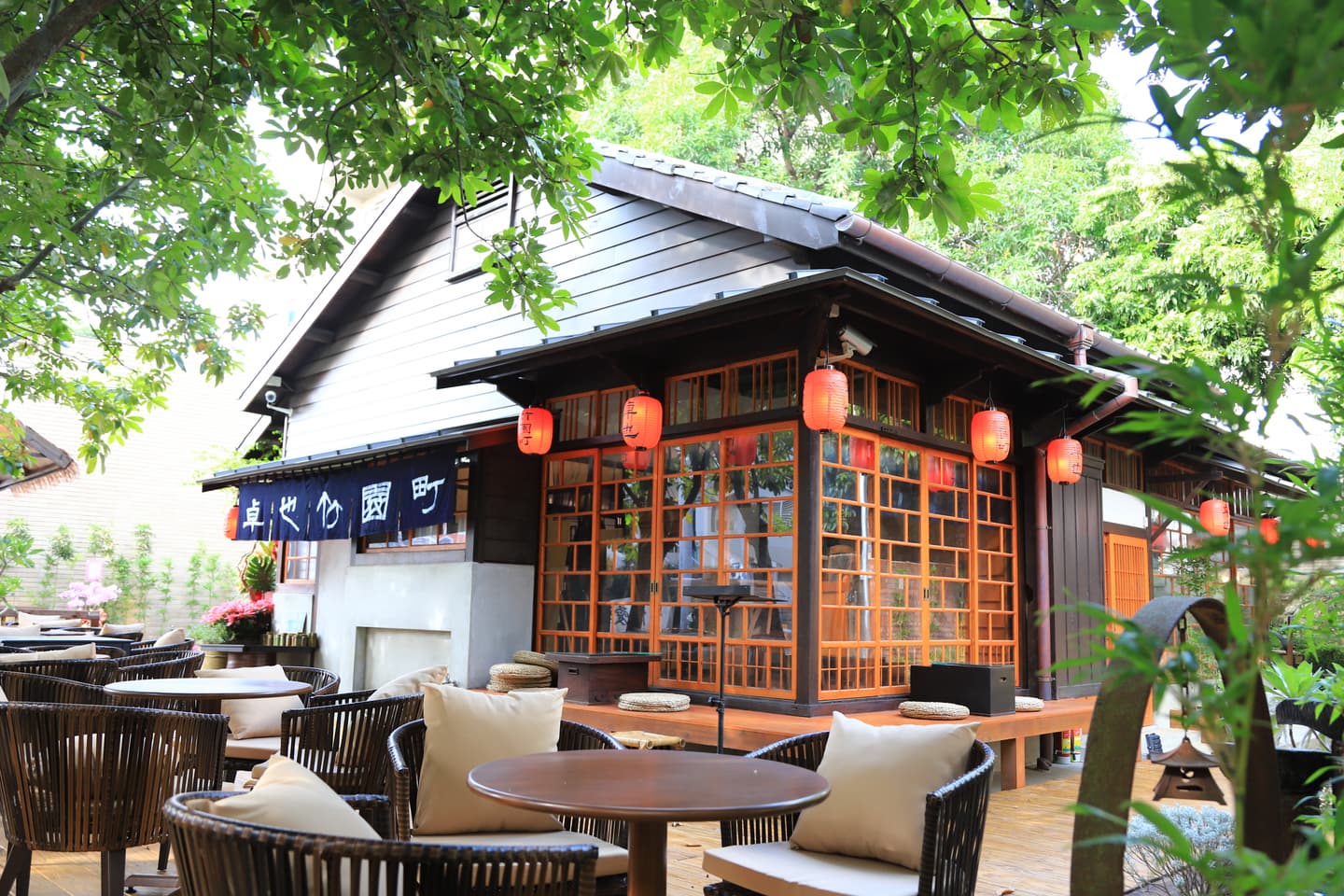 秒飛京都!台南「日式老屋」景點再+1,激推IG風「五色粉粿冰」「彩色綠豆糕」 秒飛京都!台南「日式老屋」景點再+1,激推IG風「五色粉粿冰」「彩色綠豆糕」