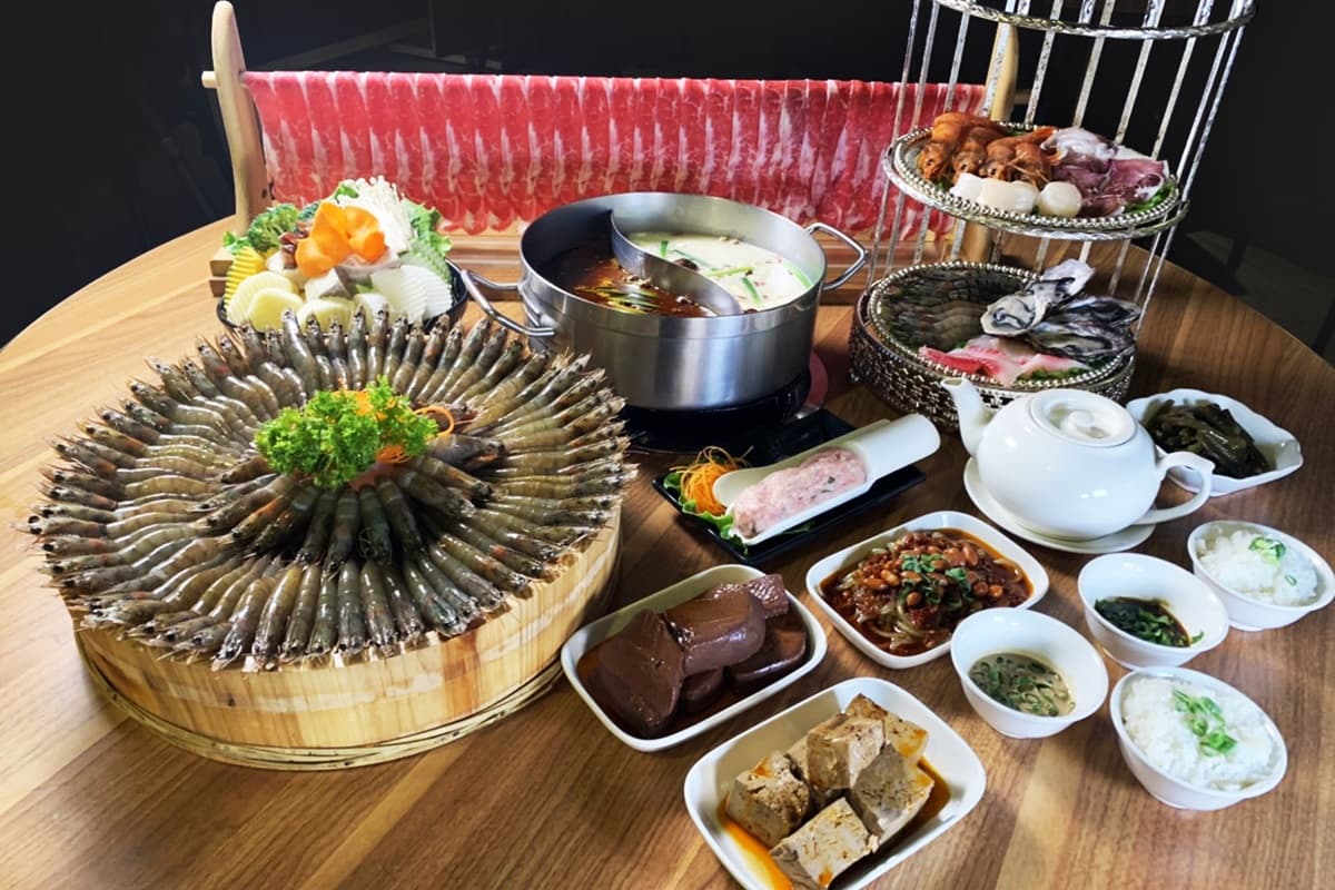 小資族先收!全台8間美食餐廳11月優惠:漢堡排買一送一、麥克雞塊只要10元 小資族先收!全台8間美食餐廳11月優惠:漢堡排買一送一、麥克雞塊只要10元