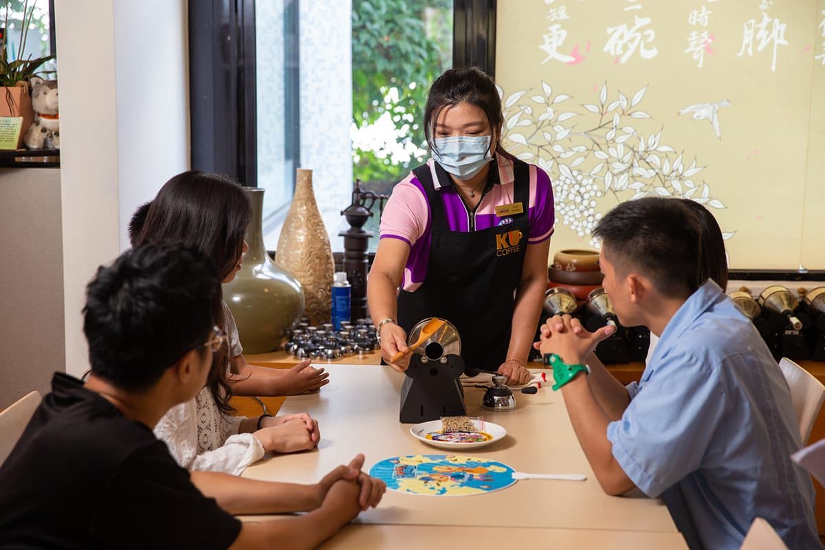 1人不到300元!劍湖山入園送百元餐券+重遊券,再享咖啡第2杯0元 1人不到300元!劍湖山入園送百元餐券+重遊券,再享咖啡第2杯0元